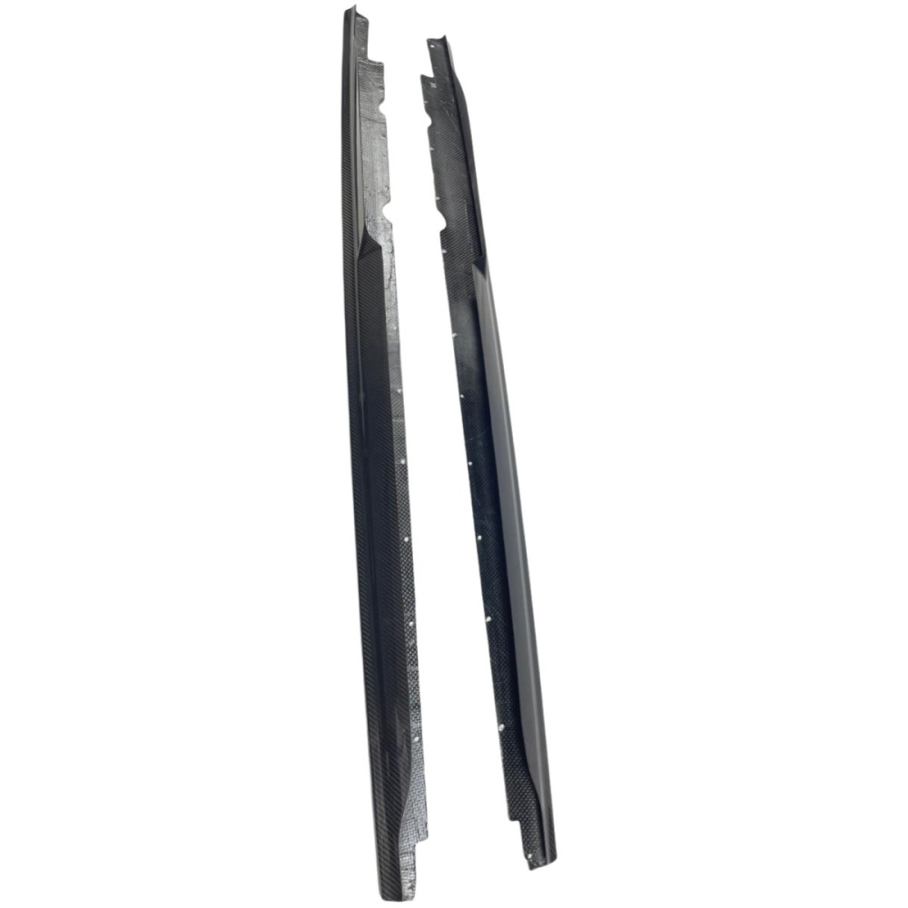 Audi R8 V10 Coupe 2023 P style Dry Carbon Fiber Side Skirts