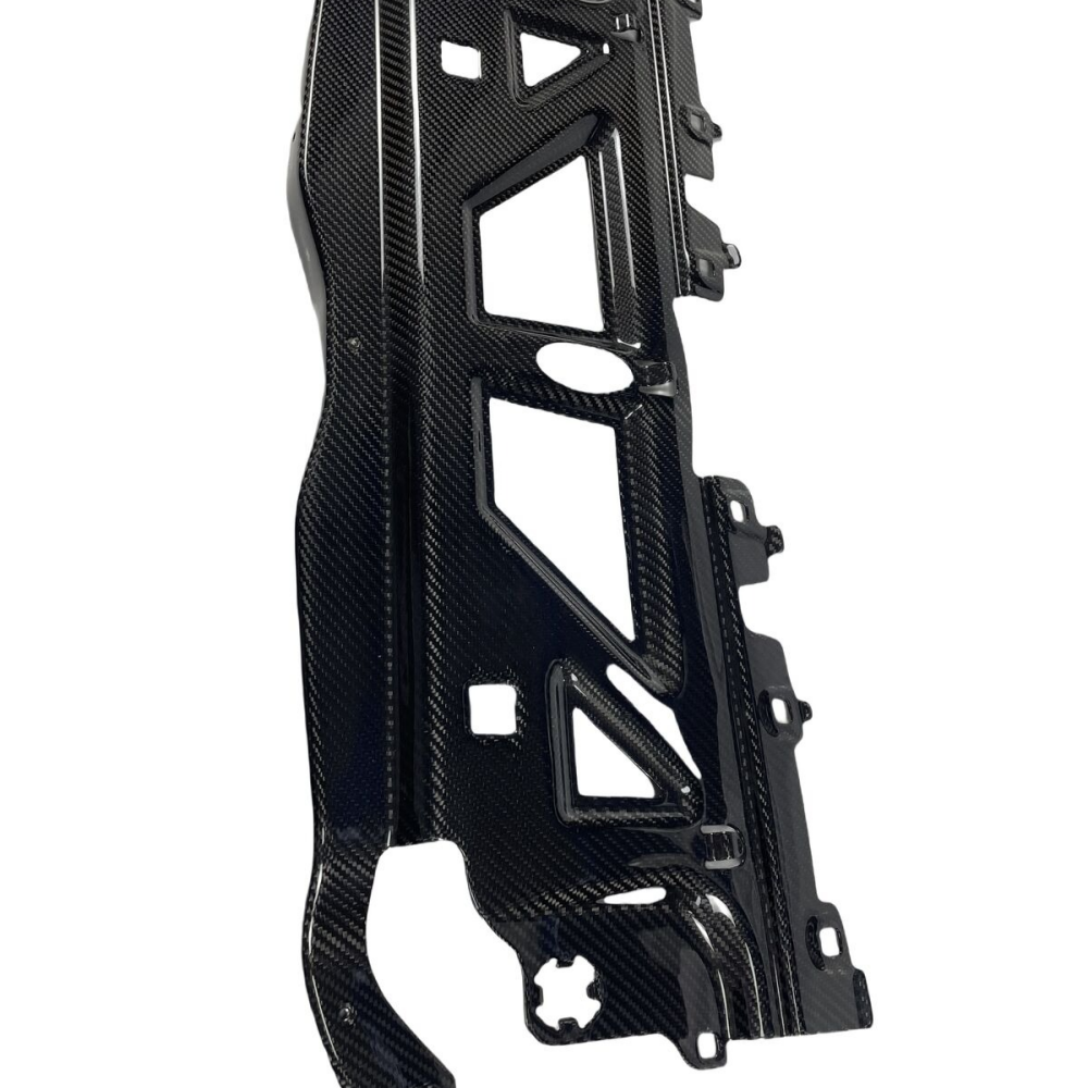 BMW M3 G80  M4 G82 G83 Prepreg Dry Carbon Fiber Cooling Shround