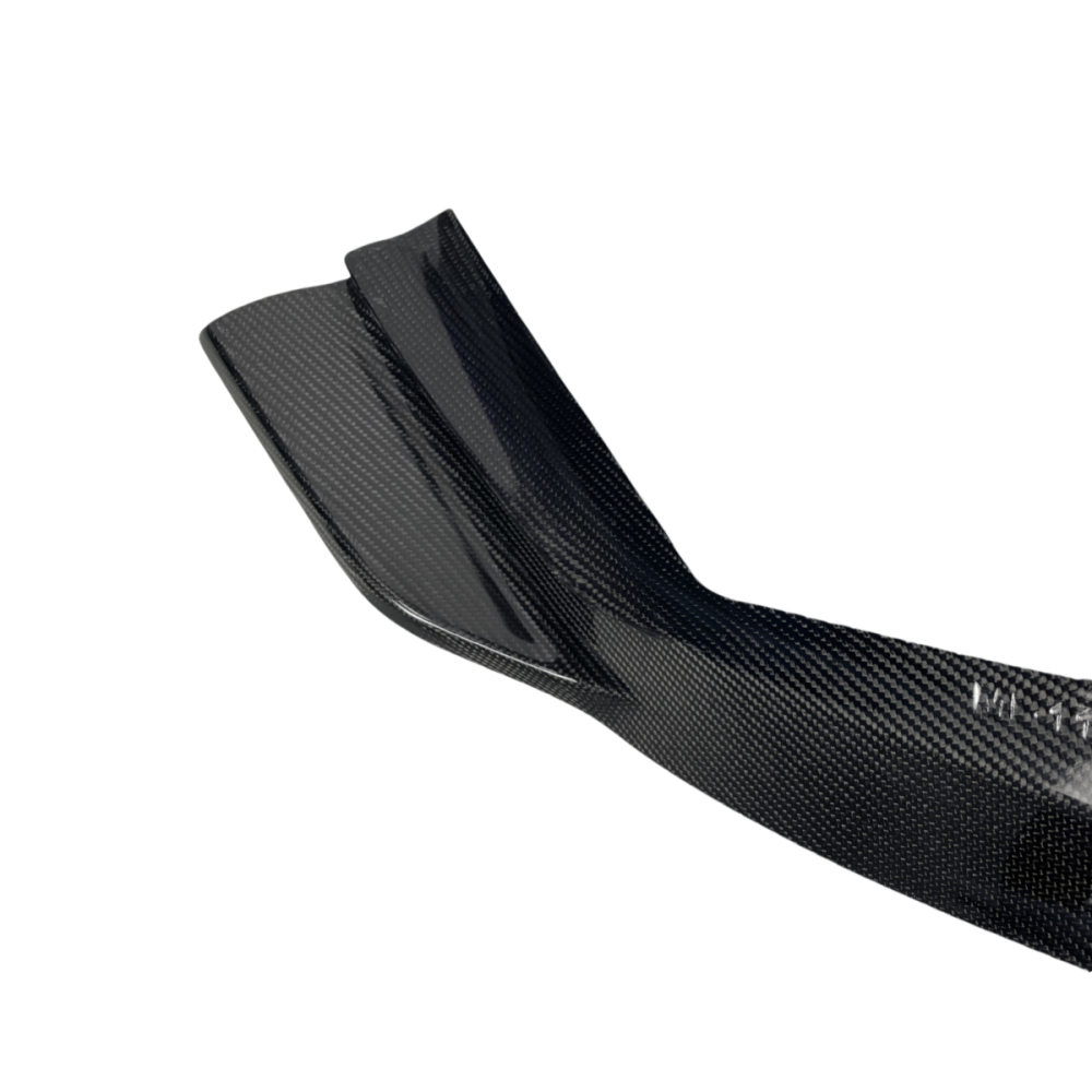 BMW G87 M2 Coupe 2023+3D Style Prepreg Dry Carbon Fiber Front Lip Splitter