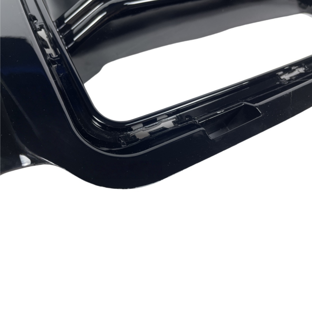 BMW G87 M2 2022+ CSL Style Gloss Black Carbon Fiber Front Grille