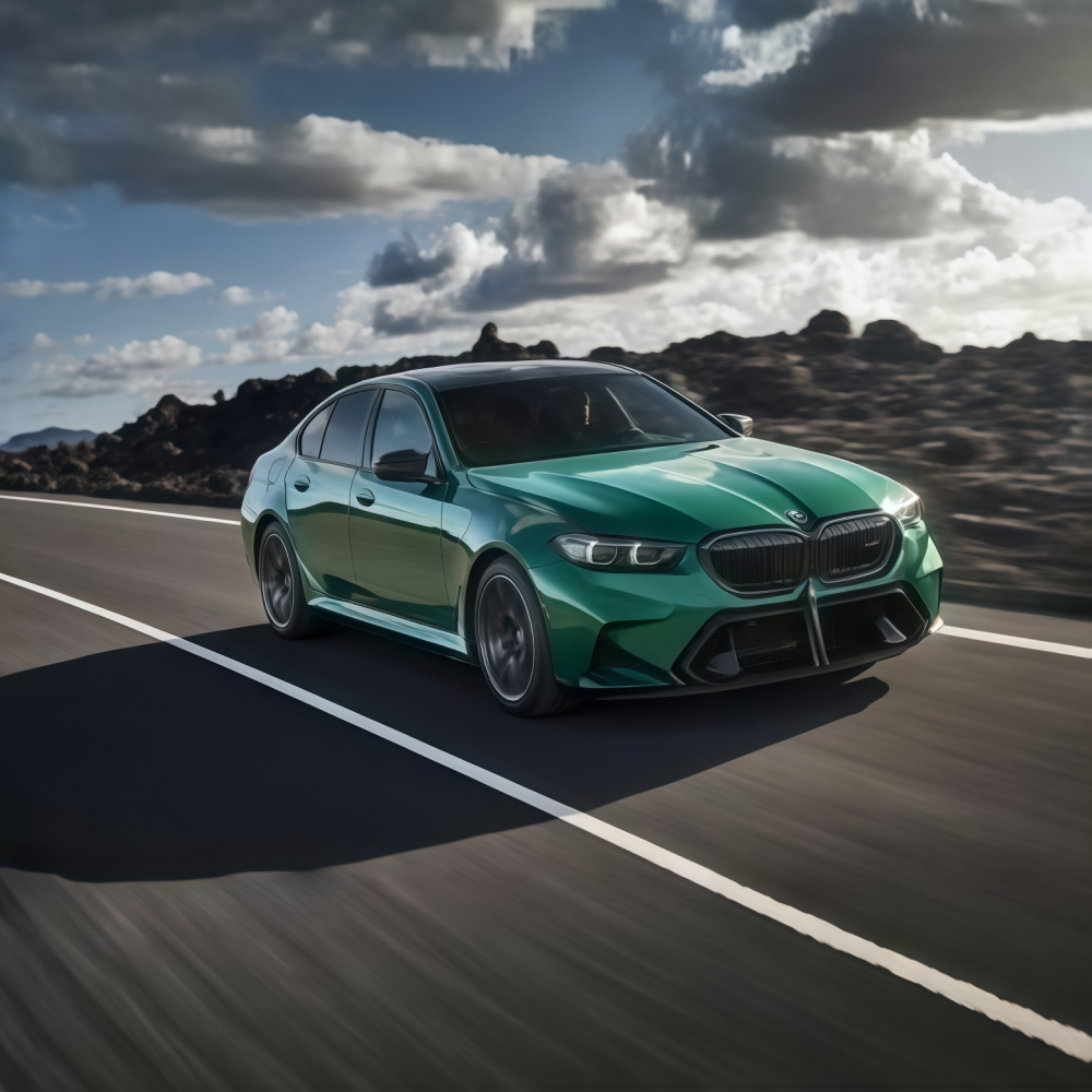 BMW G90 M5 Dry Carbon Fiber Engine Cover Performance Upgrad